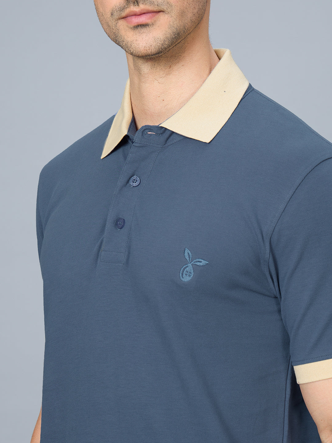 The Bold & Nautical Polo in Blue Bayoux