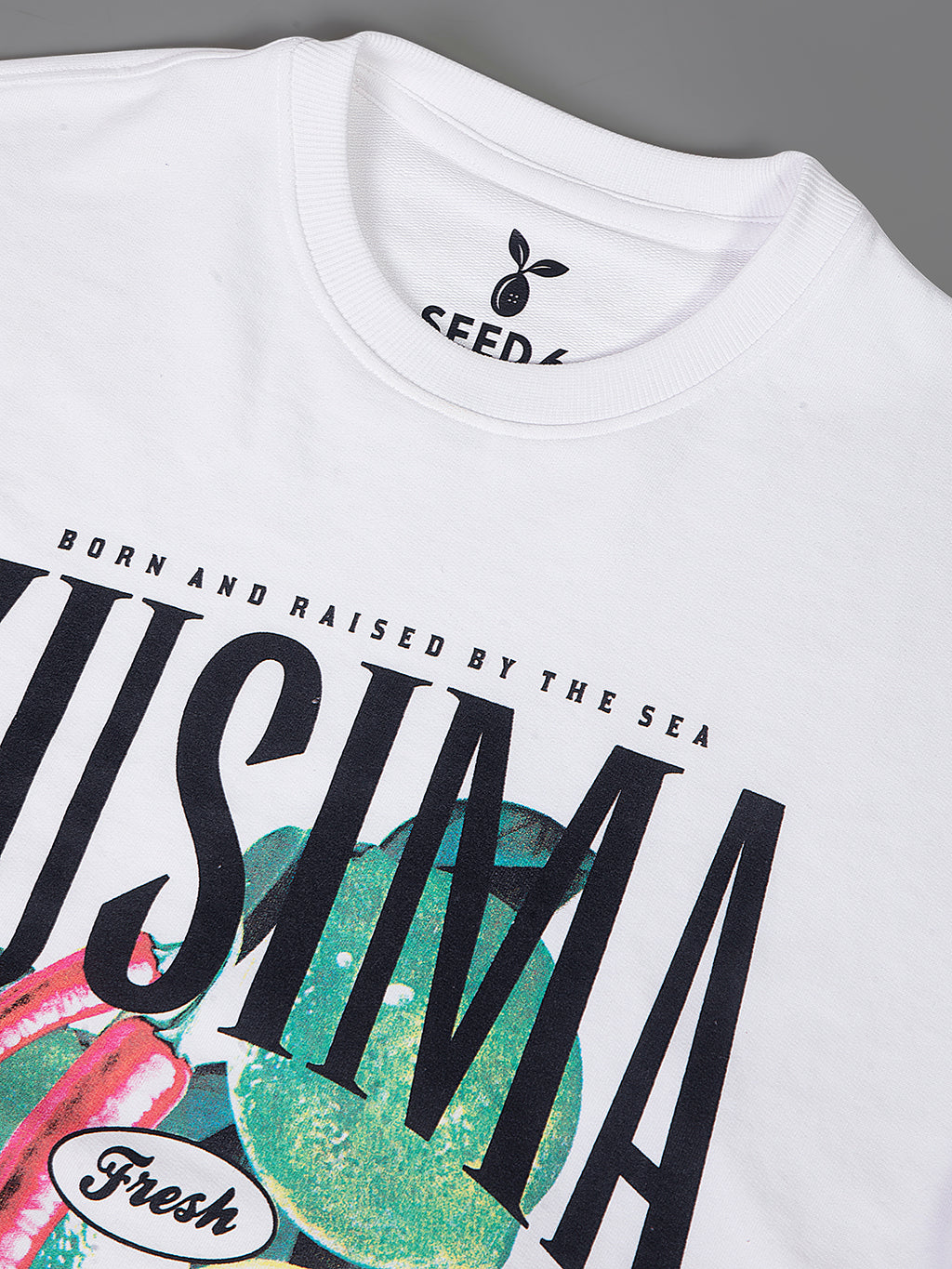 Round Neck Bold Streetwear Essential In White - KUSIMA