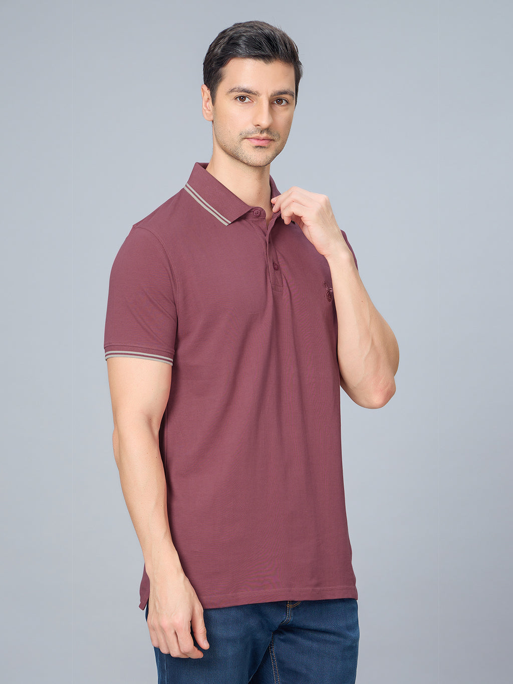 The Bold & Nautical Polo in Au Chico