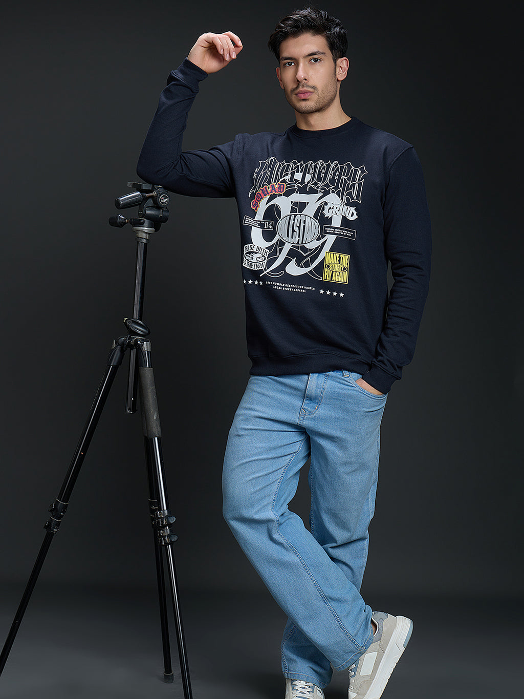 Sweatshirt Premium Casual Essential In Navy Blue - HUSTLE
