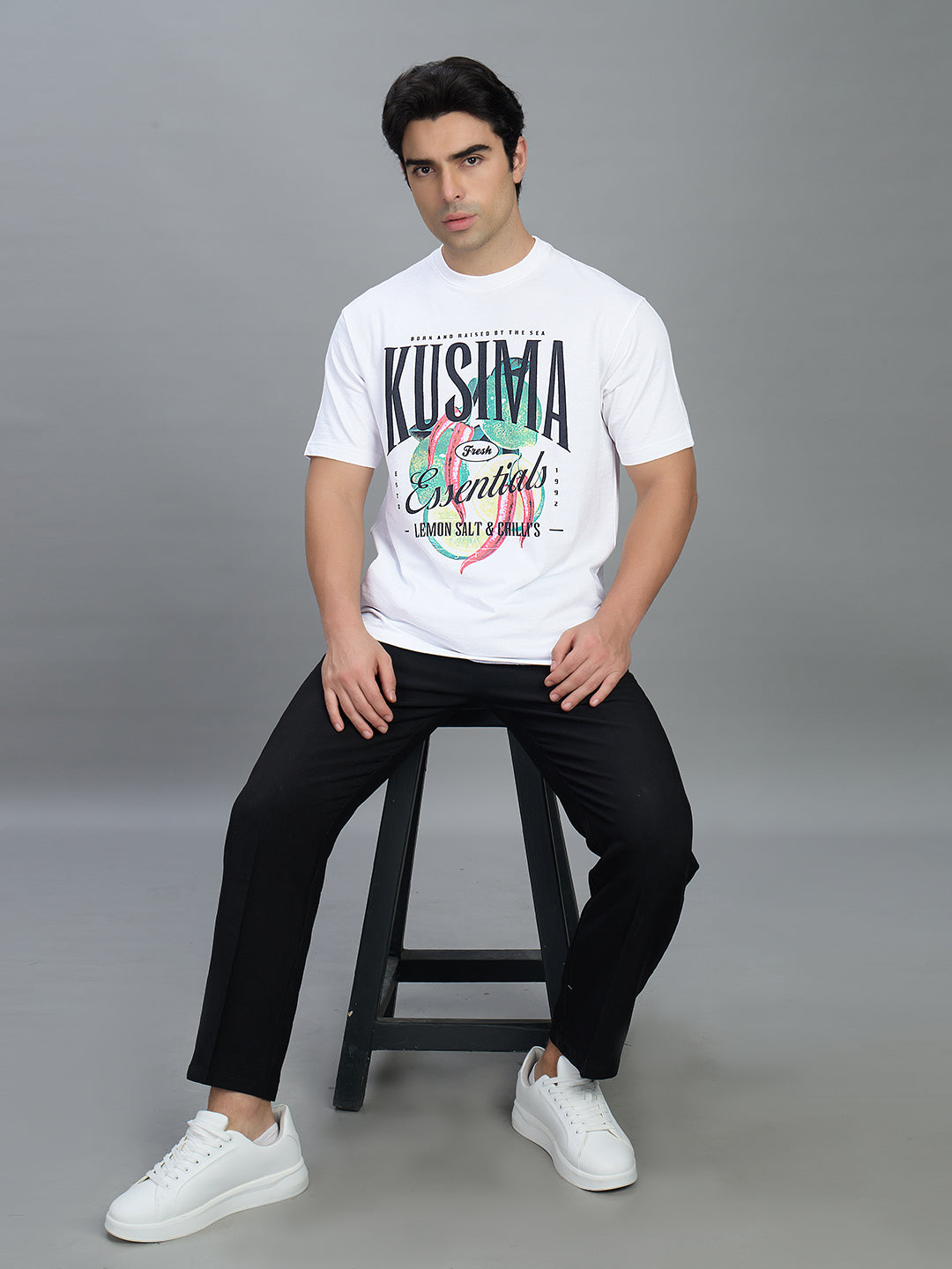Round Neck Bold Streetwear Essential In White - KUSIMA