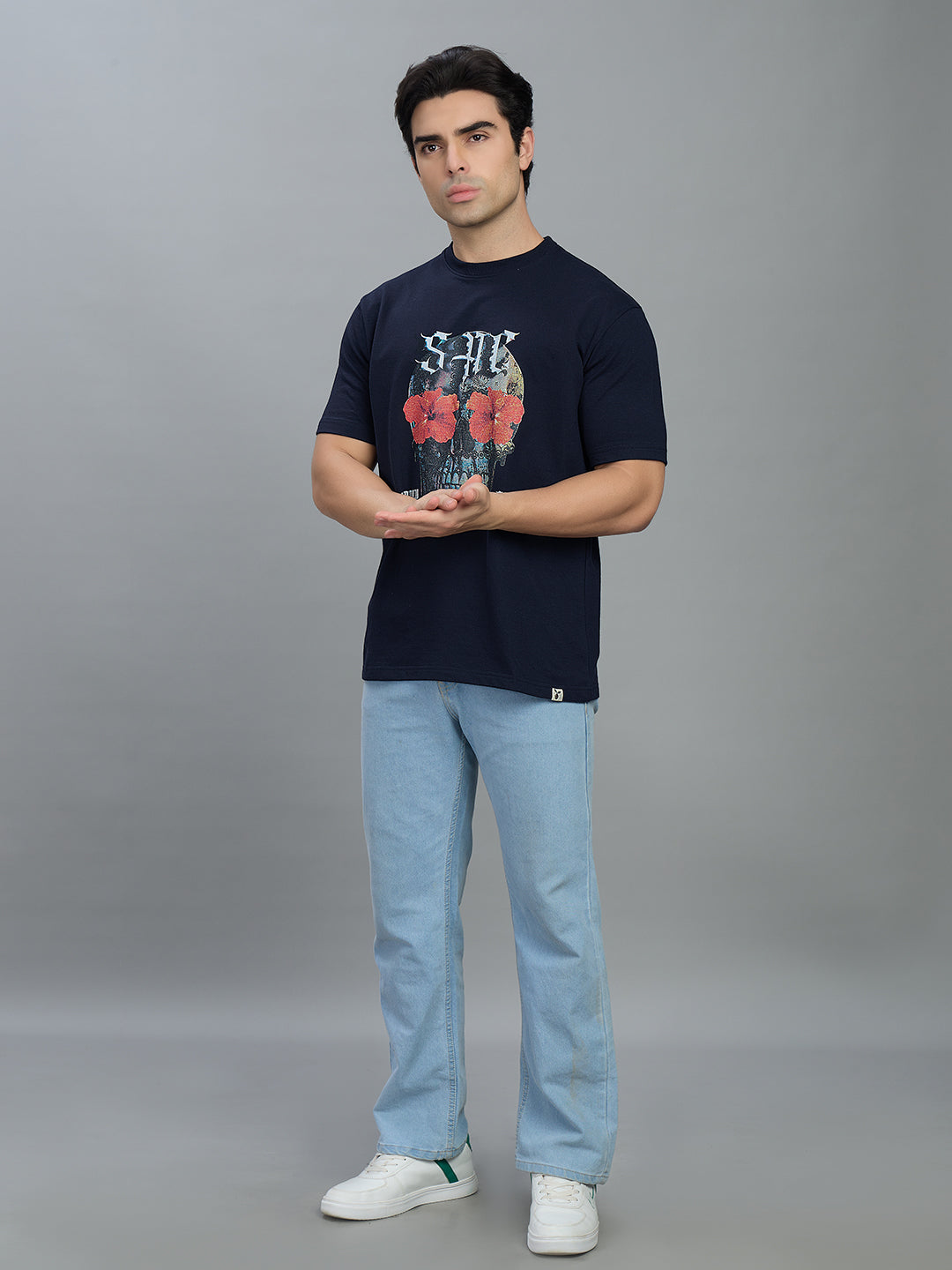 Round Neck Bold Streetwear Essential In Navy Blue - SKULL