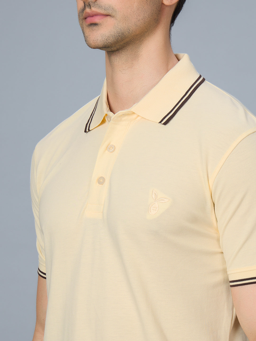 The Bold & Nautical Polo in Almond