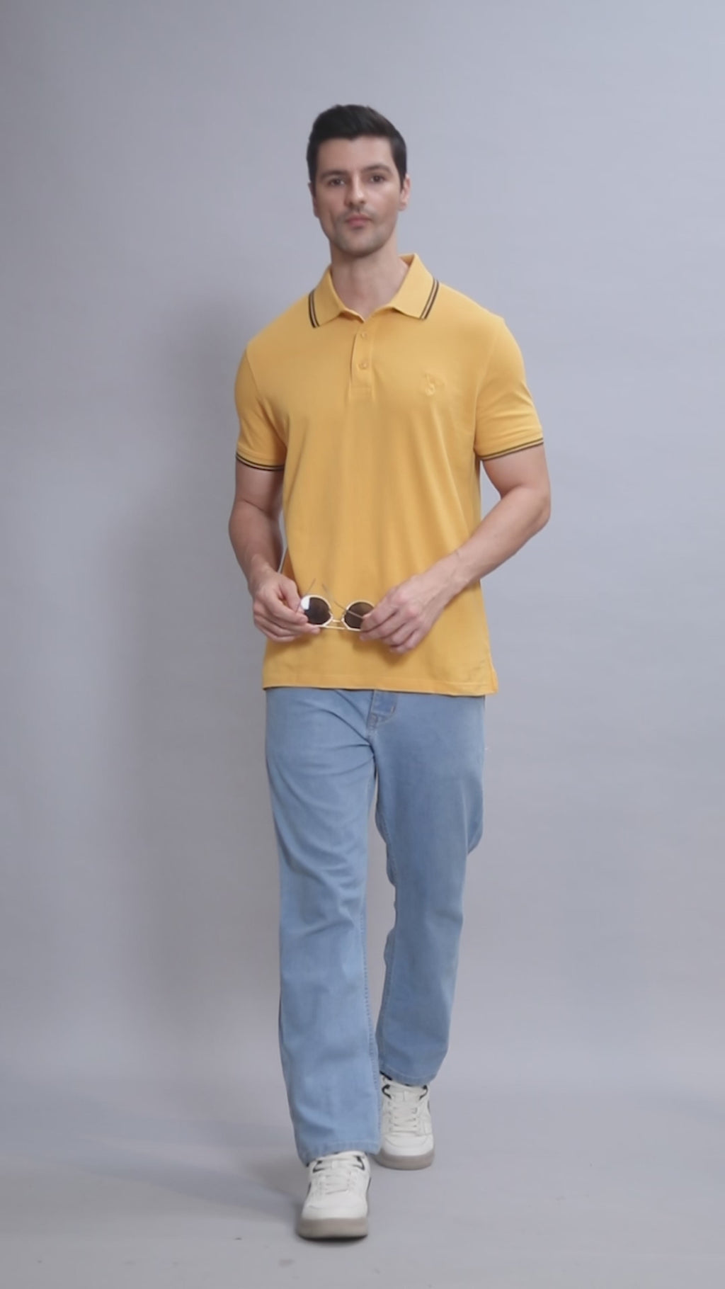 The Timeless Bold Polo in Koromiko