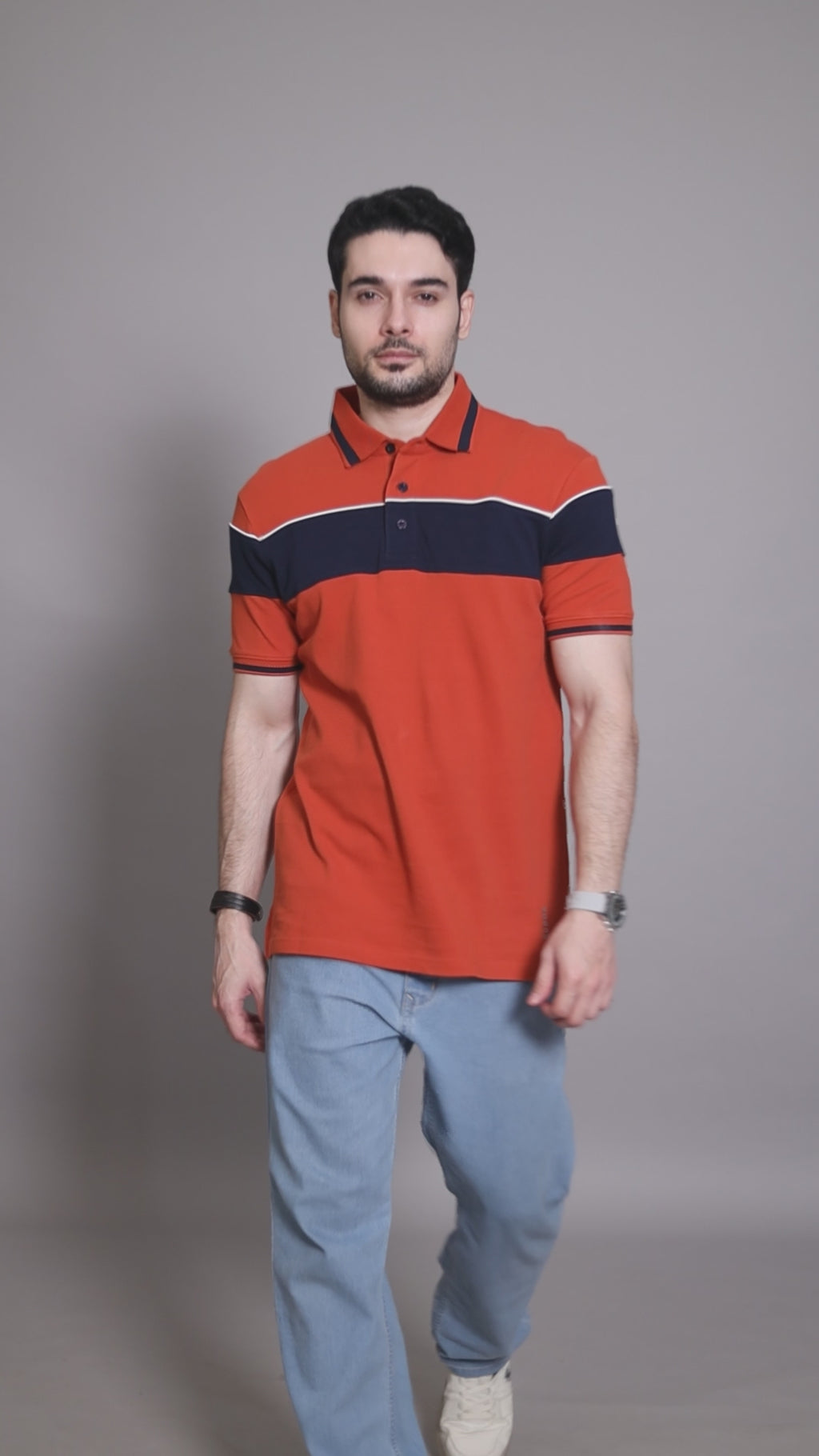 The Jacquard Polo in Rust with Navy